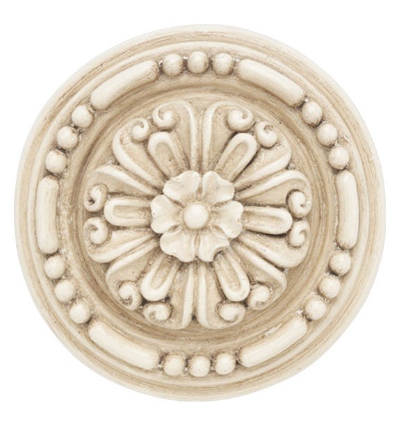 Laurel Holdback Medallion 3 3 4 Quot Diameter Pair